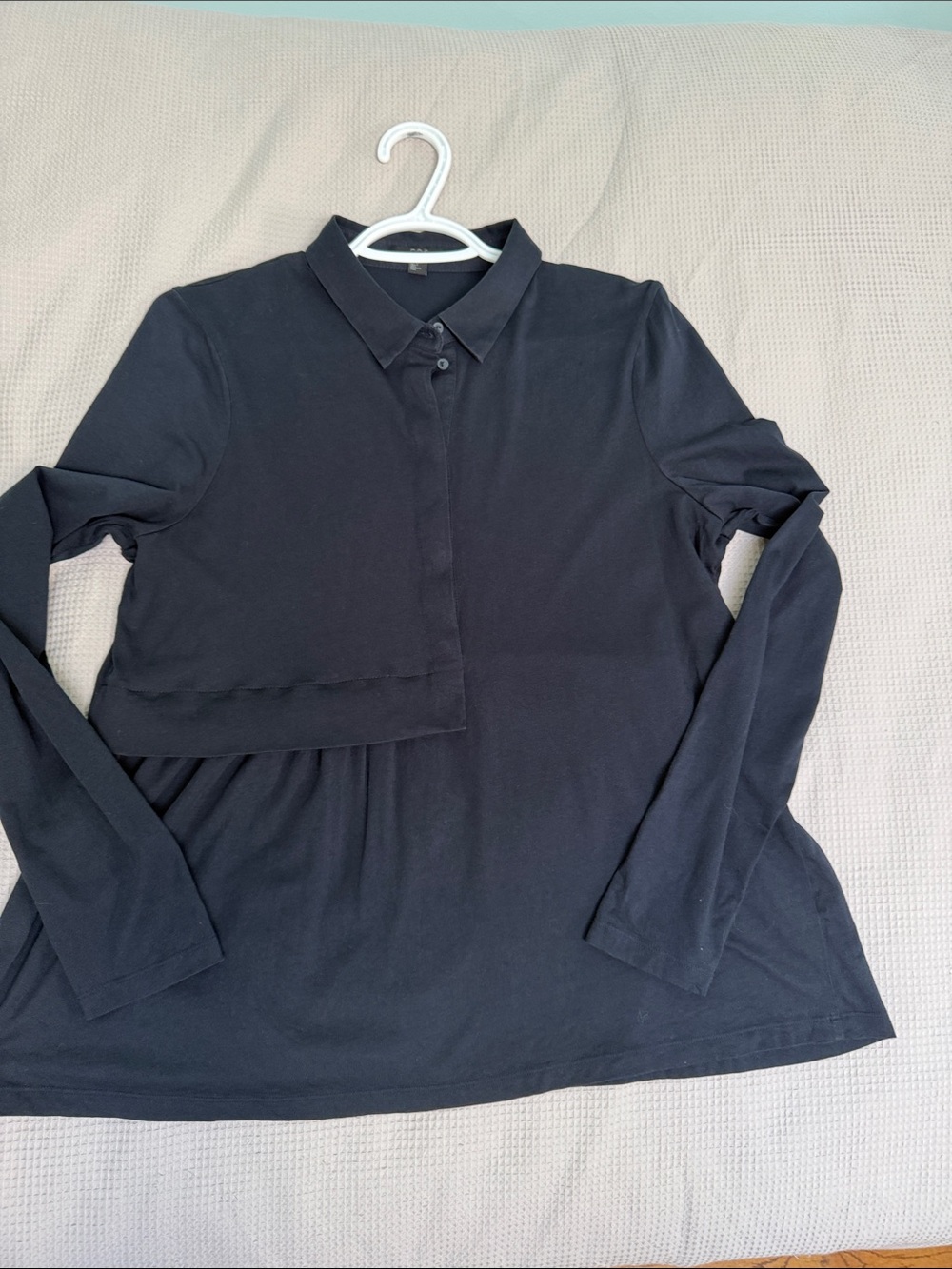 COS sz M Navy collared top w modern half flap back ruffle 100% cotton swing